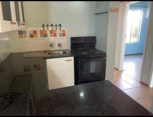 2 BEDROOM TOWNHOUSE FOR SALE IN EDEN GLEN